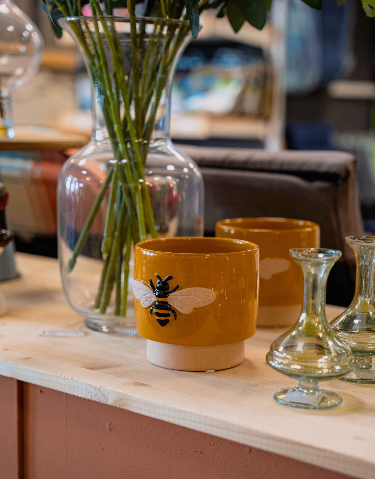 Foto dello showroom BorgoCasa a Saluzzo con ambientazioni casa e living