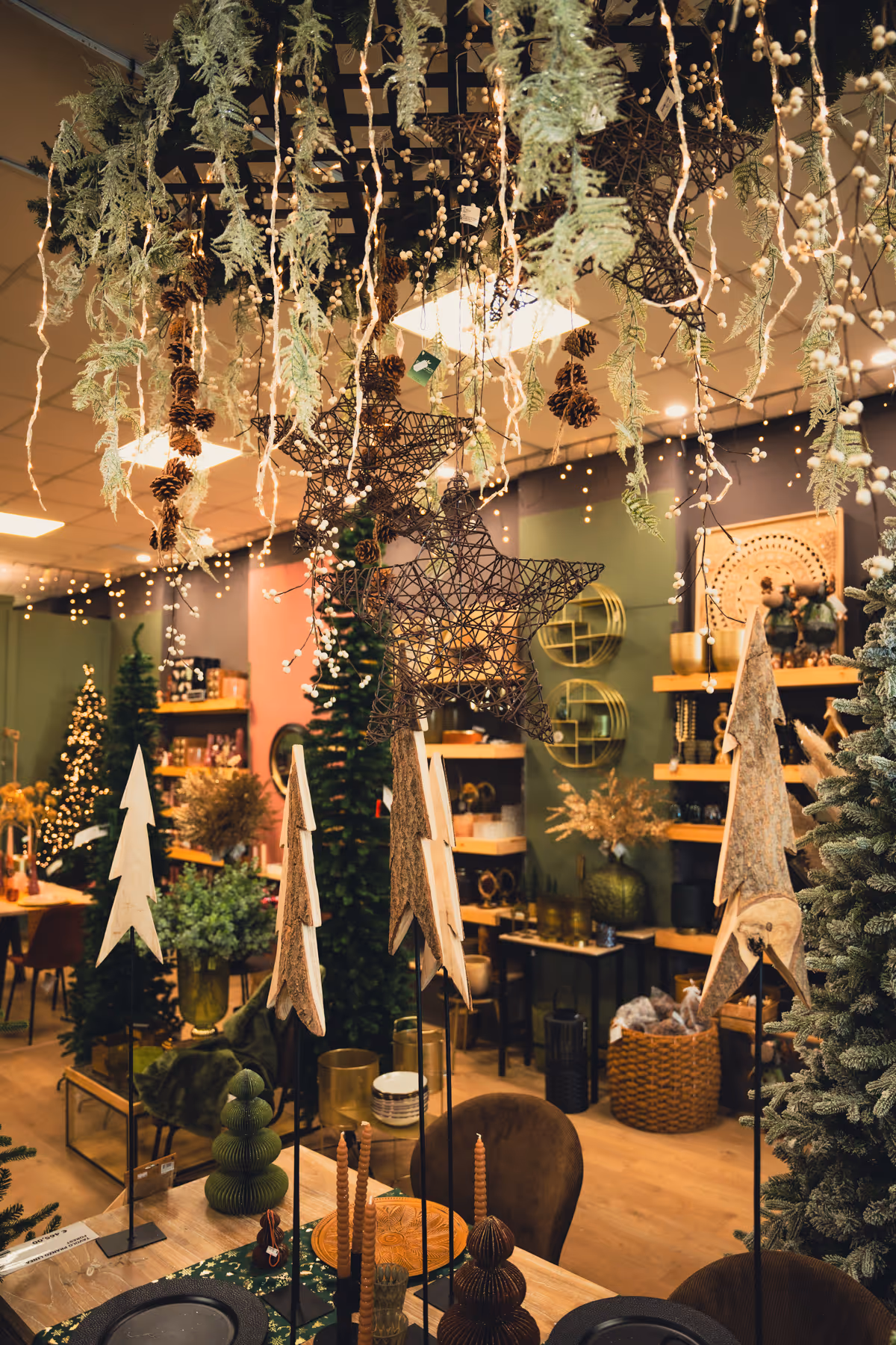 Foto dello showroom BorgoCasa a Saluzzo con ambientazioni casa e living